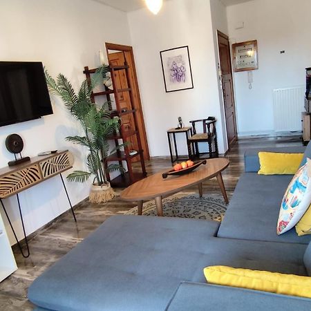 Lauren'S Charm Town Apartment Lefkada City Exterior foto